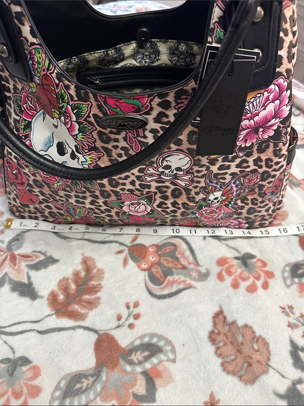 Ed Hardy Pink Leopard Floral Skull Tote with Black Handles - Picture 7 of 10